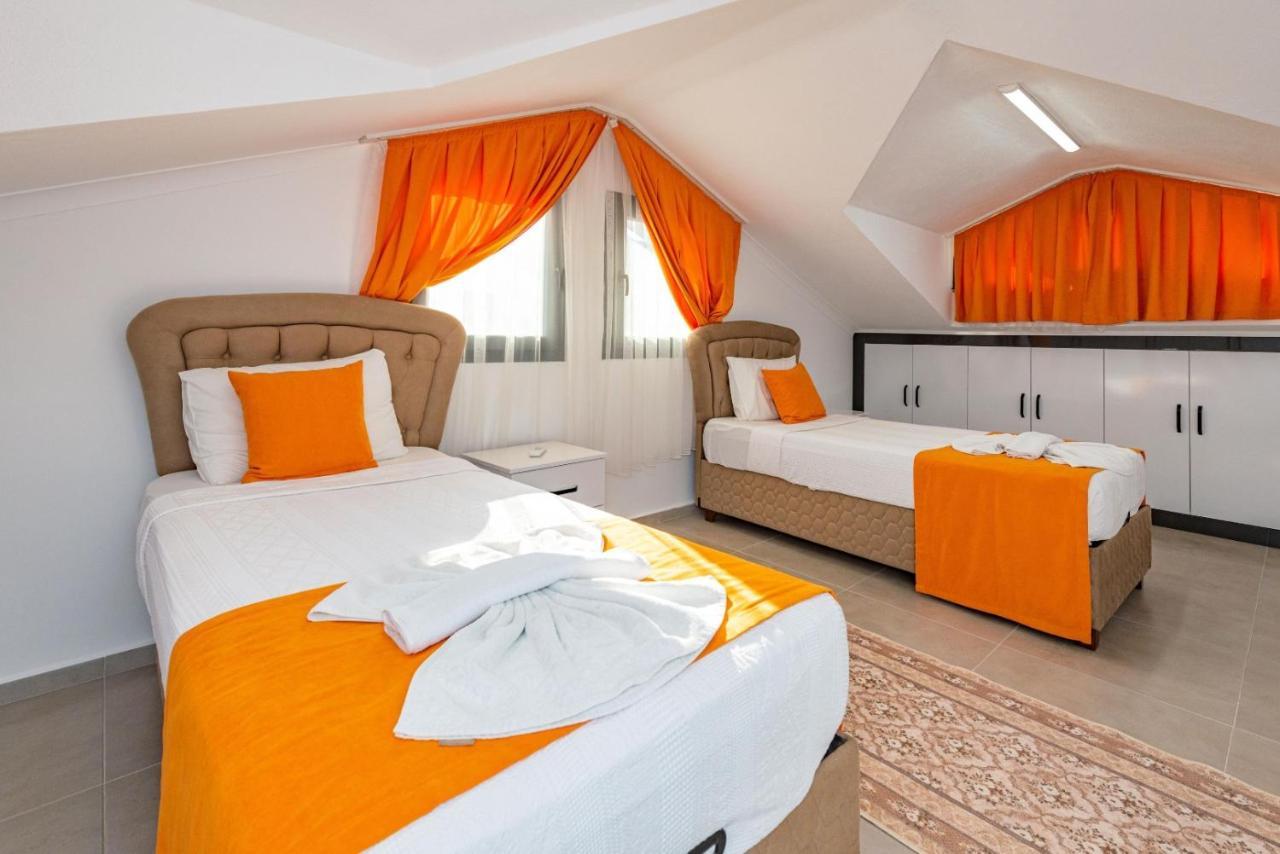 4 Bedroom Holiday Villa In Hisaroenue Oeluedeniz- Gold Rose 费特希耶 外观 照片