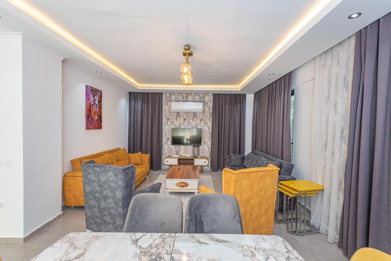 4 Bedroom Holiday Villa In Hisaroenue Oeluedeniz- Gold Rose 费特希耶 外观 照片