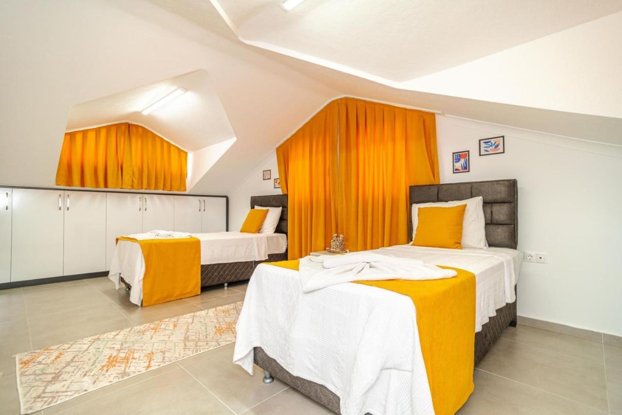 4 Bedroom Holiday Villa In Hisaroenue Oeluedeniz- Gold Rose 费特希耶 外观 照片
