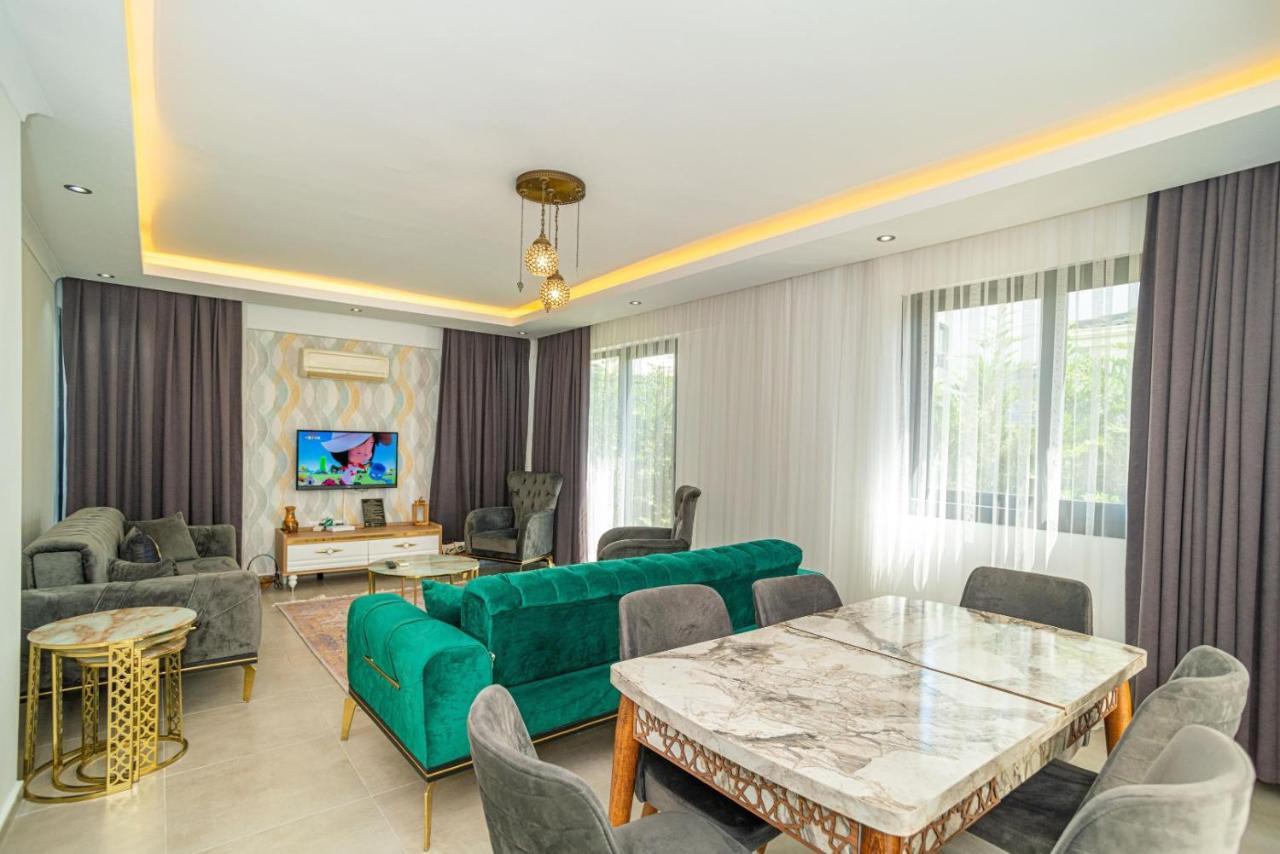 4 Bedroom Holiday Villa In Hisaroenue Oeluedeniz- Gold Rose 费特希耶 外观 照片