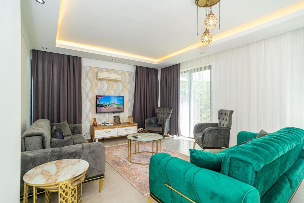 4 Bedroom Holiday Villa In Hisaroenue Oeluedeniz- Gold Rose 费特希耶 外观 照片